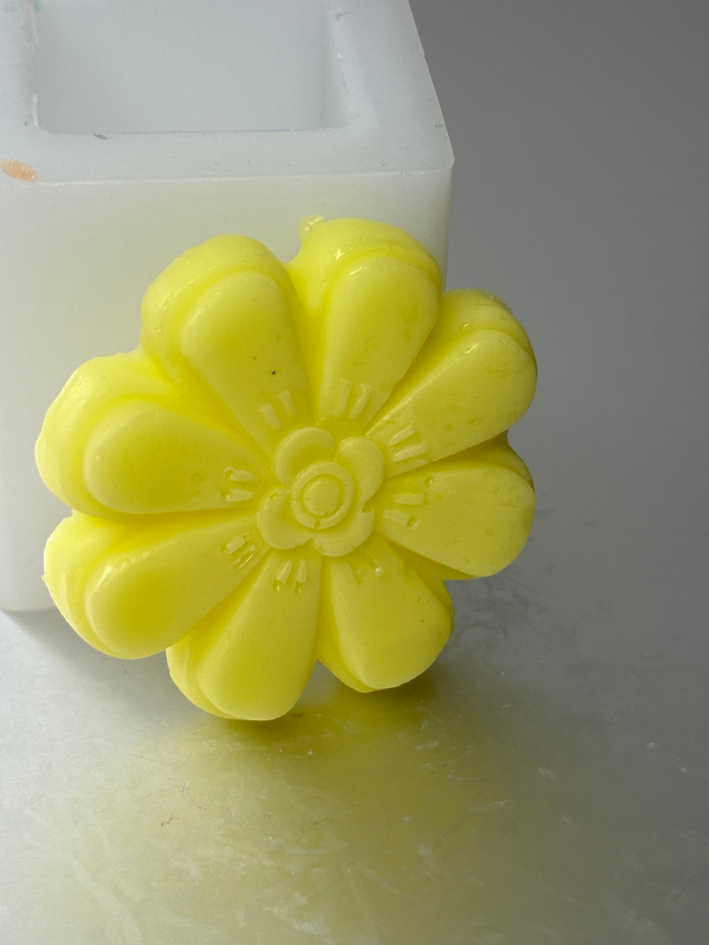 Small Flower - Goat Milk Soap 1.0 oz